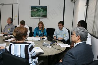 小组会议,召开座谈会,现场办公,室内一角,教室,法规