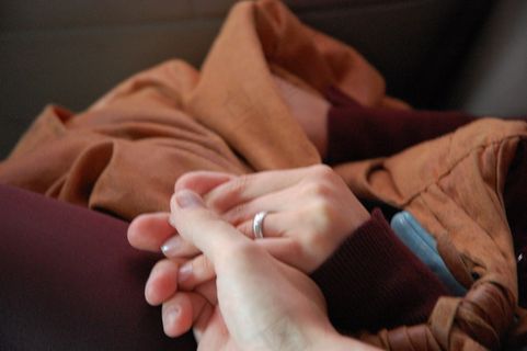 手牵着手 手牵着手