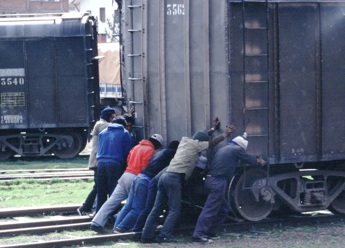 摩托车,抛丸机,轿车,建筑,分流