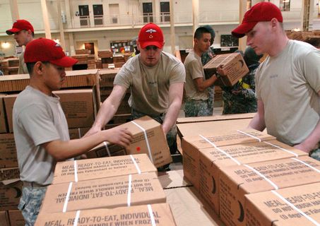 降落伞索具为海地行动统一响应做好准备