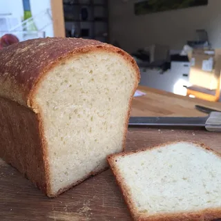 这款NYT白面包/ de mie mie给我留下了深刻的印象。几乎奶油蛋卷。 这款NYT白面包/ de mie mie给我留下了深刻的印象。几乎奶油蛋卷。