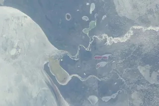 纳米比亚的埃托沙·潘（美国宇航局，国际空间站，2011年12月30日）