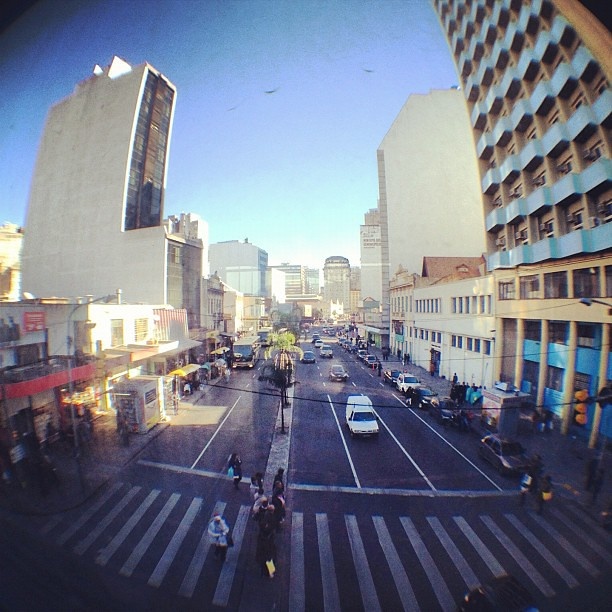 街道,城市街道,建筑,居民楼,轿车,阿雷格里港