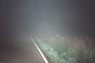 令人毛骨悚然的雾