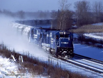 轿车,冰雪,山峦,江河,瀑布,北韦德波特 轿车,冰雪,山峦,江河,瀑布,北韦德波特