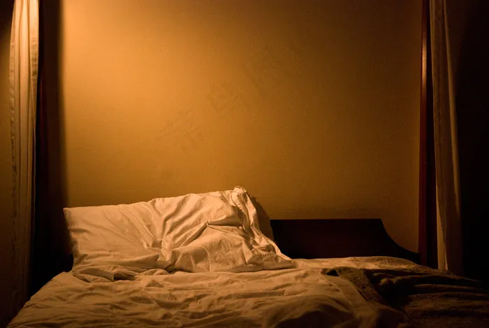 沙漠,床,酒店房间,天空,沙尘暴,床。