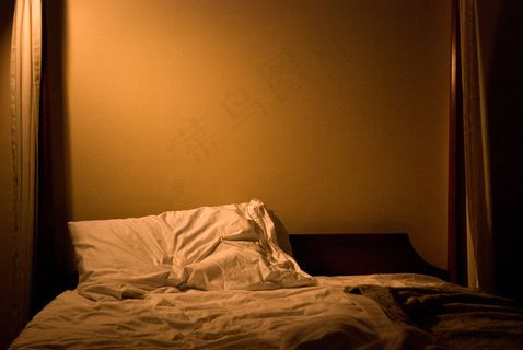 沙漠,床,酒店房间,天空,沙尘暴,床。