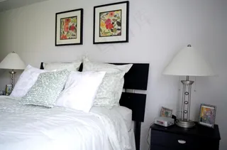 床,丝绸家纺,酒店房间,卧室,床头柜,百利宫房地产/诺斯维尔森林