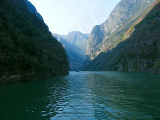 江河,峡谷,湖泊,树,山峦,长江游轮