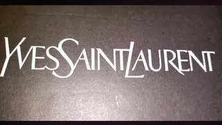 我的@Influenster @YSL @YSLBeauty #YSLVoxBox #YSLRougePurCouture Voxbox＃取消装箱！ 。 。 。 。“ Rose Stiletto ”和“ Fuchsia ”中的YSL ROUGE PUR COUTURE LIPSTICKS ...颜色如此大胆，如果没有它，您会感到赤裸！ 。 。 。 。＃Influenster #Voxbox #YS