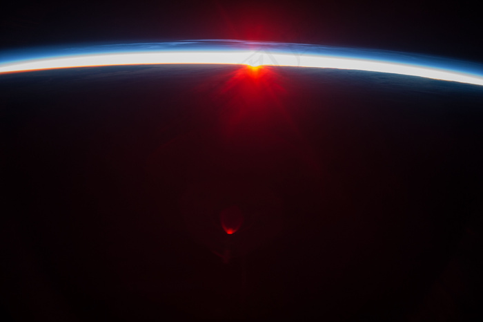 阿留申群岛日落（NASA，国际空间站，2013年8月4日）
