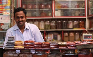 马林巴琴,跳棋,商店,书报摊,板球棒,香料瓦拉