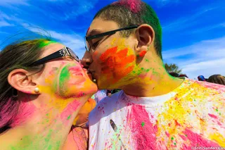 爱的节日。色彩节。 2014年洒红节。