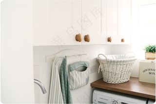 家具,收纳筐,马克杯,笔筒,柳条筐,洗衣房