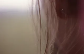 蚊帐,头发,背景图画,背景素材,地板,她的头发闻起来像薰衣草（8/365）