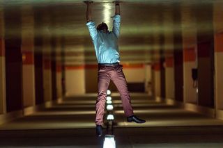 人物活动,室内一角,工艺品,腿部特写,劲歌热舞,城市潜水员