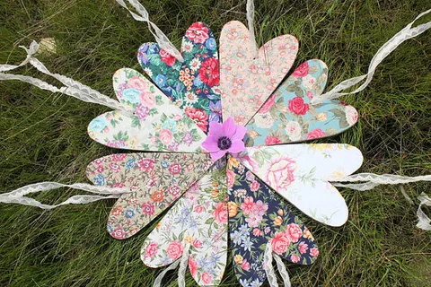 花的心-婚礼木心-乡村波西米亚风格的装饰，从9种面料中选择-木破旧别致的婚礼装饰Wedding Favor