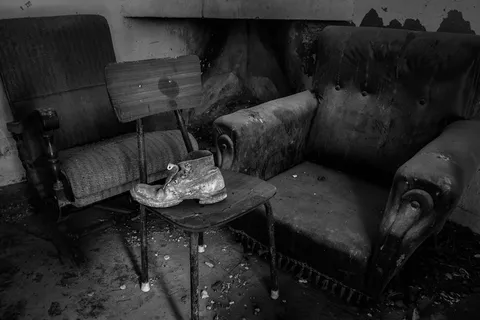 沙发,厨房,沙发茶几,地板砖,墙,西班牙