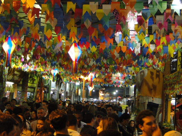 街道,步行街,都市夜景,气球,云南馆,节日克里斯蒂娜·费拉·德·圣克里斯托瓦
