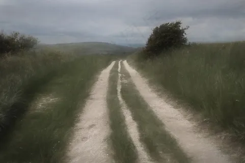 公路,草原,村道,城市街道,柏油路,南方丘陵的路径 公路,草原,村道,城市街道,柏油路,南方丘陵的路径