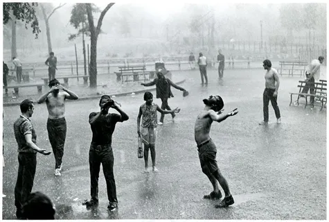 汤普金斯广场公园