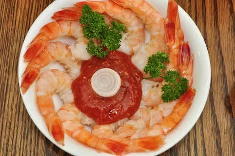 白灼虾,鲜虾盅,红虾,生鱼片,三文鱼,嗯...虾 白灼虾,鲜虾盅,红虾,生鱼片,三文鱼,嗯...虾