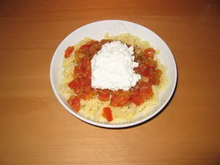 番茄通心粉配干酪