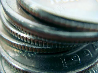 钱币,轮胎,硬币,盆,汽车标志,堆积的宿舍