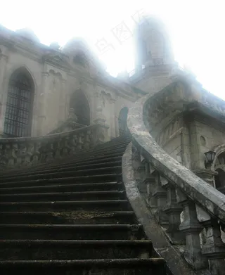 雪中​​的哥特式