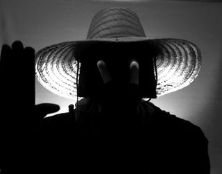 异形眼和抖动骨头的远程二氧化硅