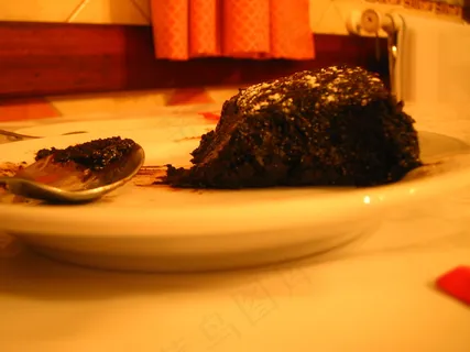 烟灰缸,盆,餐桌,大闸蟹,沙发,杜尔塞·德·阿尔法罗巴（Dulce de Alfarroba）