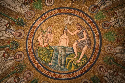 基督洗礼，阿里安洗礼，拉文纳（5thC结束，6th早期）