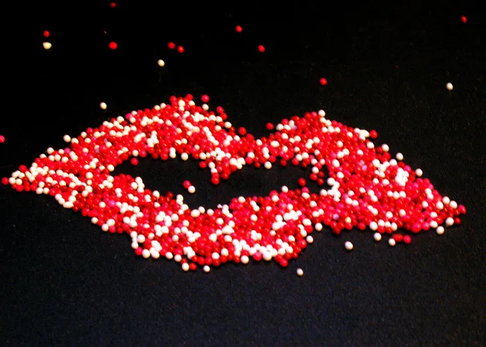 心形蜡烛,蜡烛,红珊瑚,生日蜡烛,灯笼,情人节快乐之吻