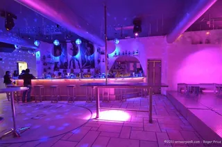 酒吧歌舞厅,室内效果图,地板砖,椅子,歌舞厅,在Mykonos Bar举行回合。