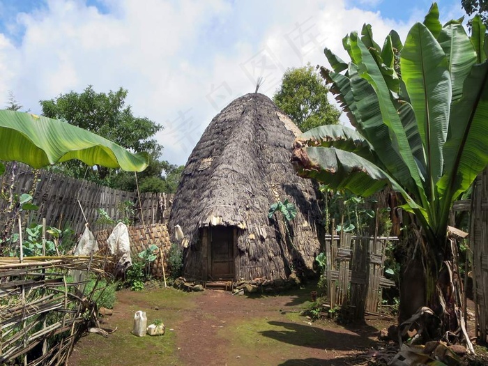 民居,海洋,建筑,树,亭楼,Dorze Beehive House