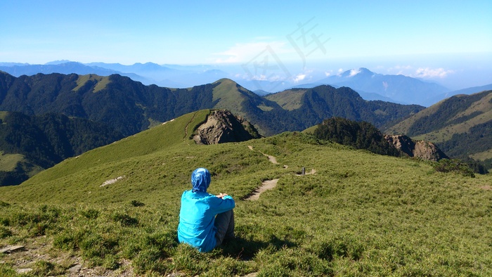 合欢北峰往西峰方向