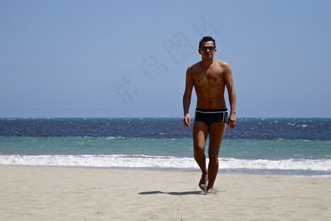 人物特写,海洋,美女,,在冬天的海滩