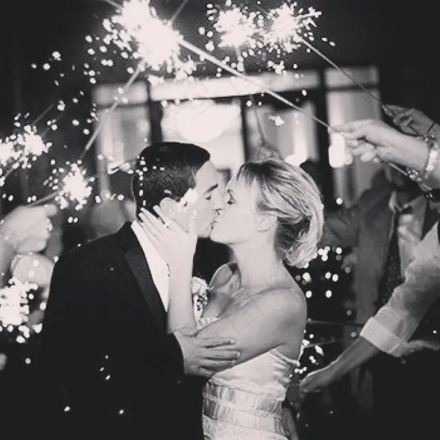 摇滚乐团,婚纱写真,时装T台,婚礼,猫王,#Sparklers＃婚礼#EpicFireworks