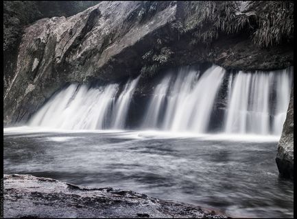 瀑布,树,江河,街道,地板砖,卡乔埃拉