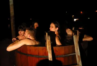 合照,美女,脱衣舞,情侣,圣火,热水浴缸居民