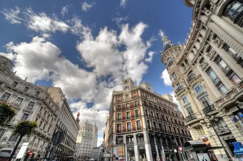 建筑,地毯,居民楼,街道,天空,马德里的景色 建筑,地毯,居民楼,街道,天空,马德里的景色