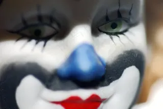 洗衣筐,人物特写,蜡笔,人偶娃娃,毛毯,怪异的小丑图