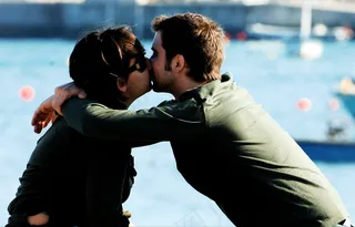 人物特写,合照,电视屏幕,情侣,屏幕截图,这个吻