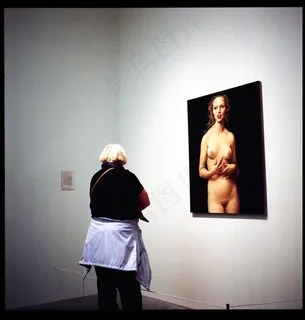 约翰·柯林(John Currin)在泰特现代美术馆 约翰·柯林(John Currin)在泰特现代美术馆