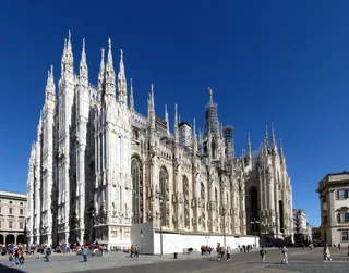 米兰-Lo slancio Verticale del Duomo（全景相片合并）