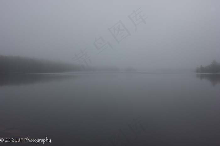 屏幕截图,木舟,室内一角,墙,电视机,2012_Dec_08_Foggy Lake_003