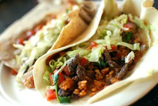 食物,菜肴,墨西哥玉米薄饼卷,碗,盘子,不是来自塔可钟