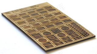 打火机,巧克力,象棋,象棋盘,桌子,激光切割胶合板