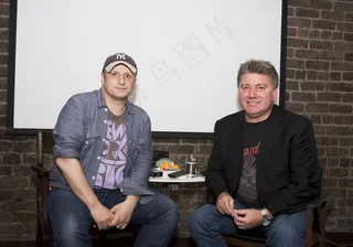 人物特写,合影,合照,潘石屹,西服,伦尼·亚伯拉罕森和帕特·肖特