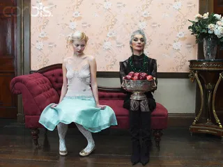 美女,室内一角,全家福,女孩,Postura